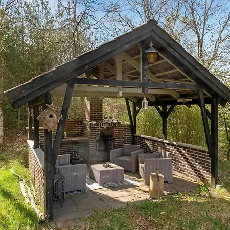 Lovely In With Kitchen Holiday home *