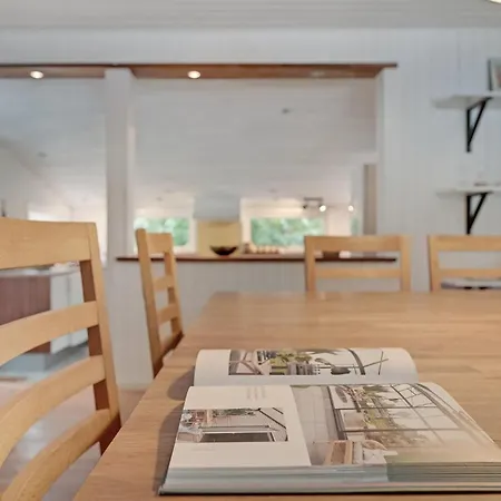 Lovely In With Kitchen *